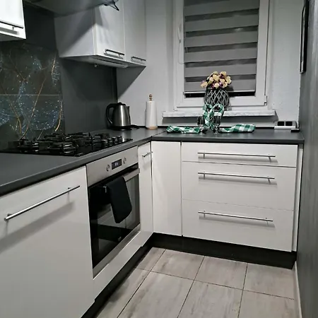 Apartment Julia Apartament- *